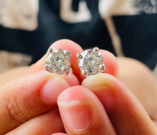 Off white treated diamond - off,